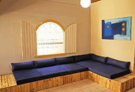 Cosmopolitan Albergue *